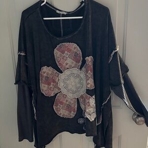 Oli & Hali Patchwork Flower Sweatshirt - Black and grey